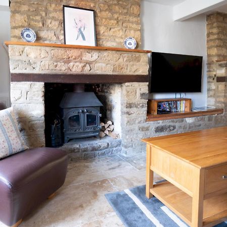 Quarry Cottage Courtyard Garden Pass The Keys Cirencester Buitenkant foto